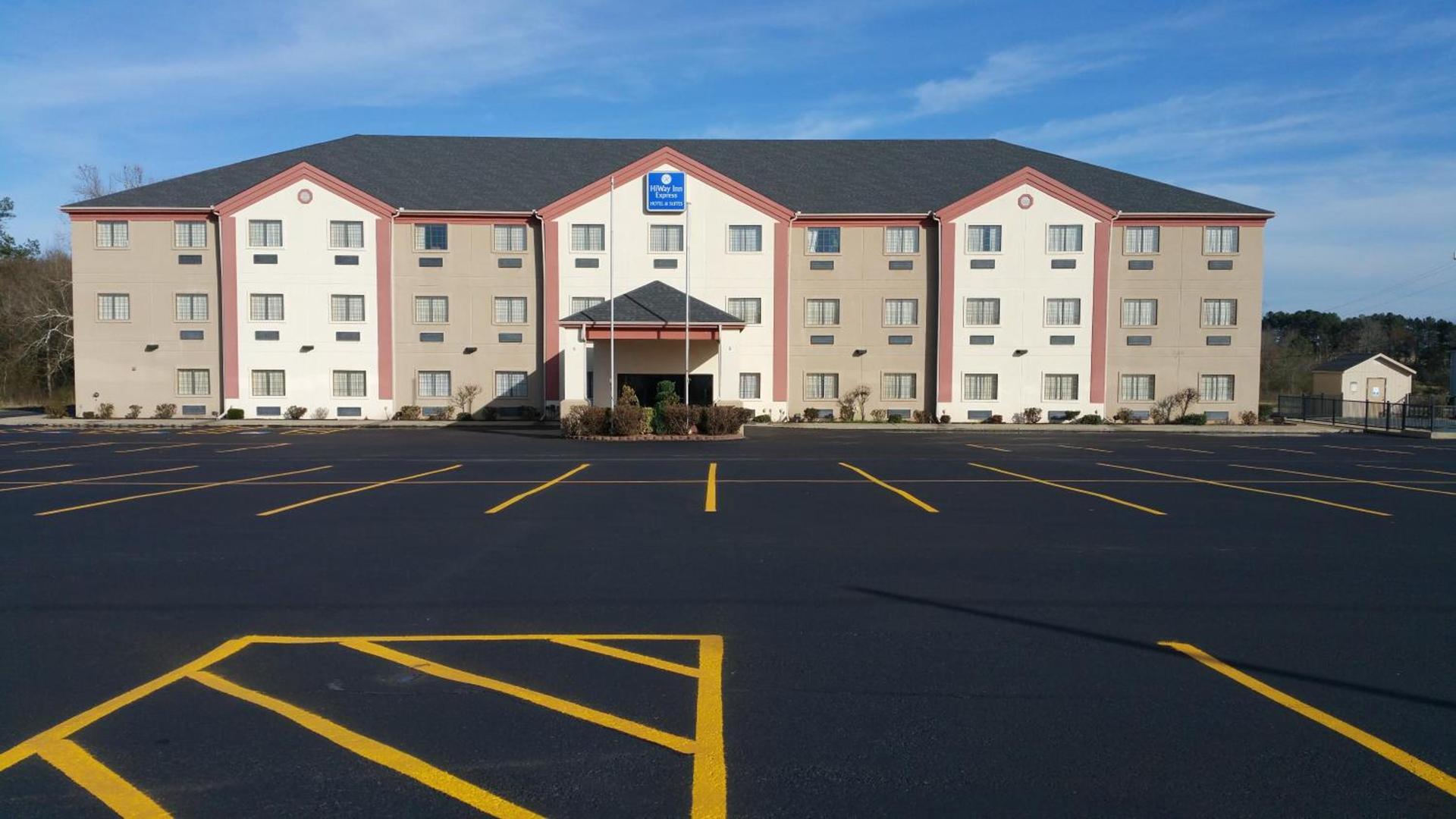 HiWay Inn Express of Broken Bow — hotel in Broken Bow