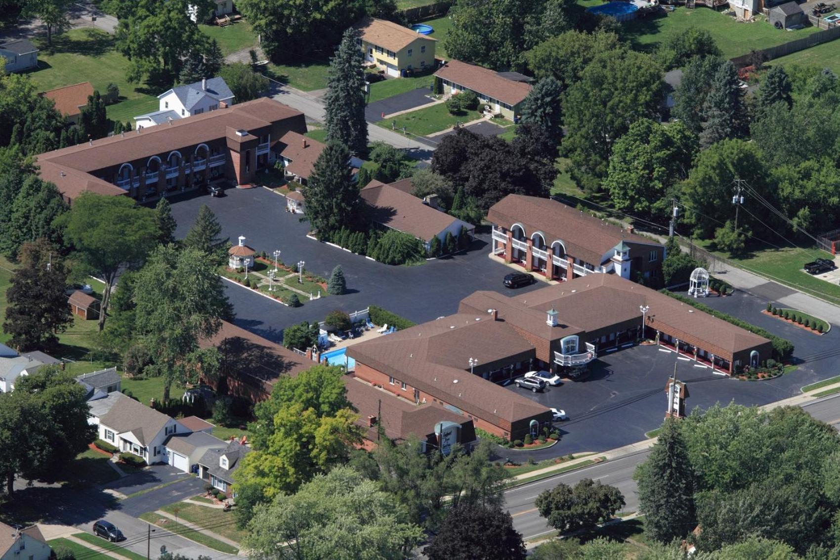 Lockport Inn and Suites — hotel in Lockport