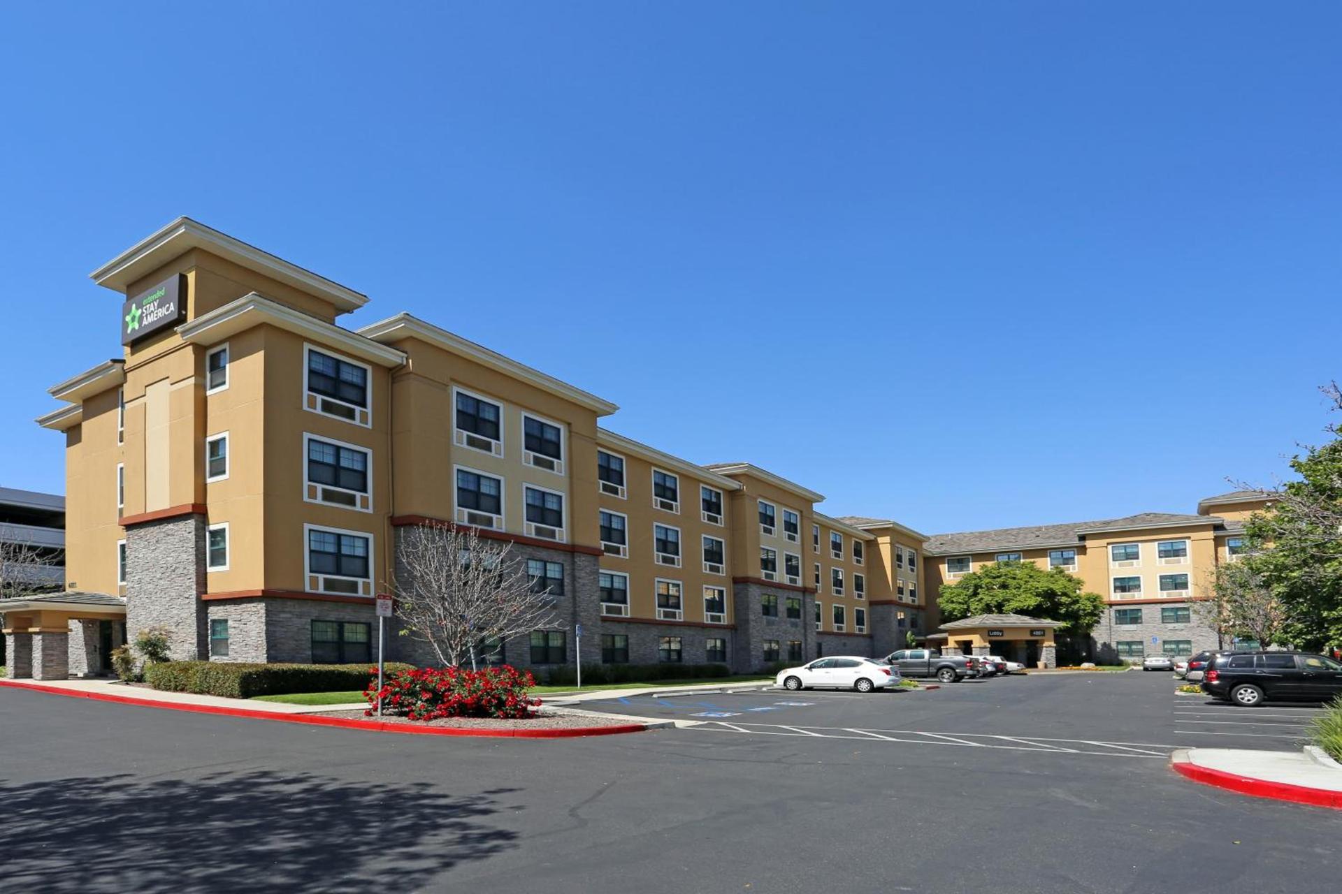 Extended Stay America Suites - Orange County - John Wayne Airport — hotel in Newport Beach