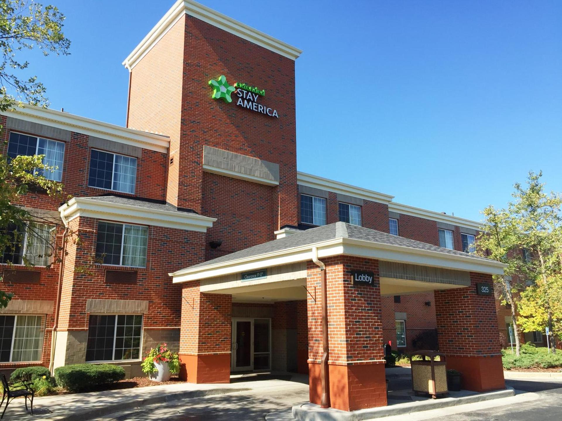Studio 6 Extended Stay Milwaukee Brookfield WI — hotel in Brookfield