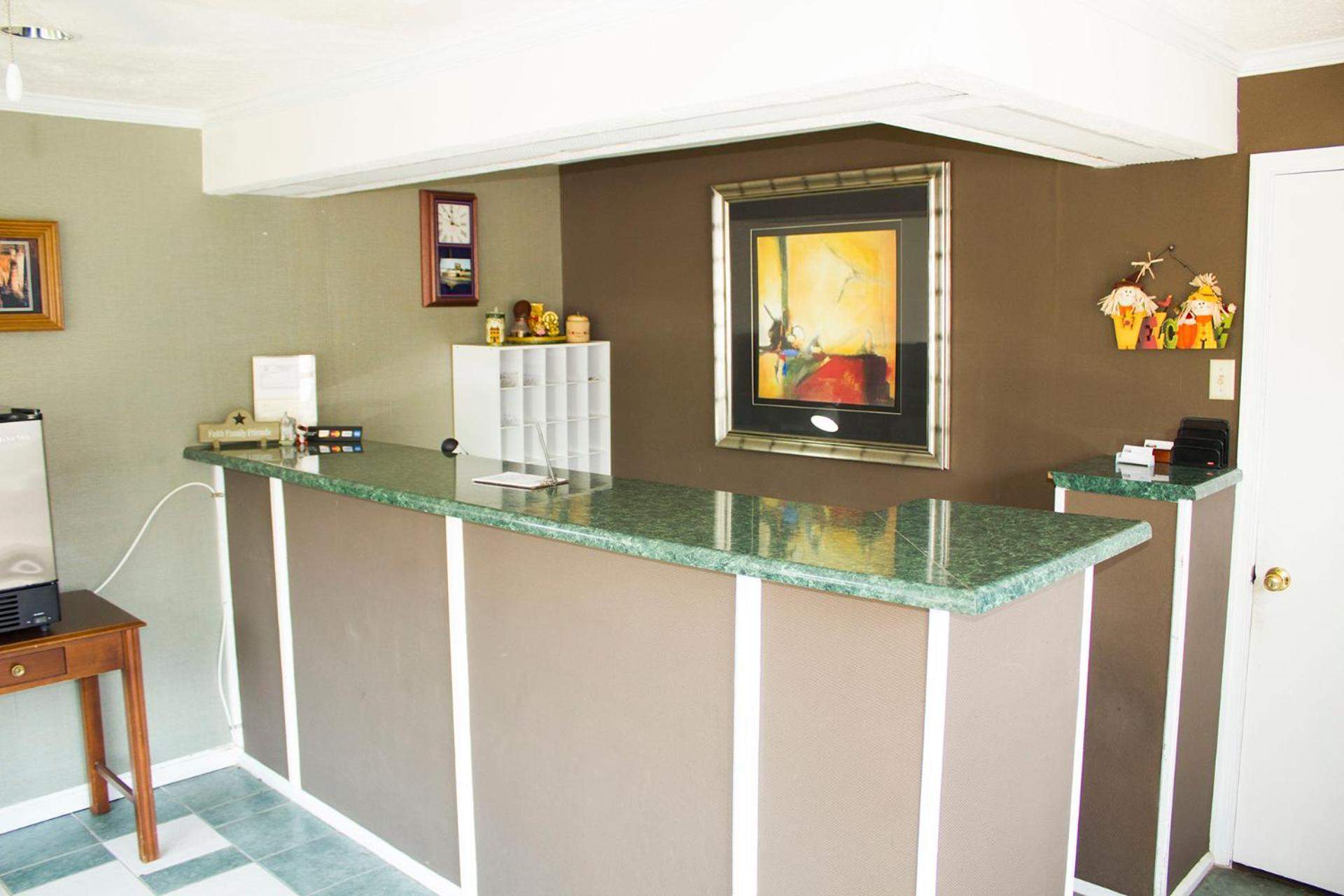 Budget Inn