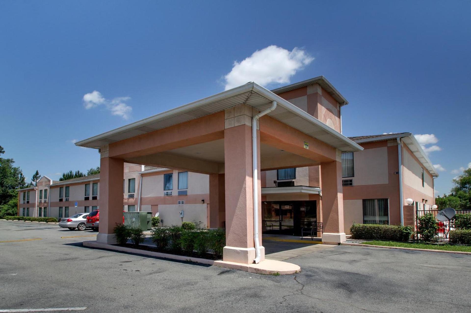 YurZzz Inn — hotel in Baxley