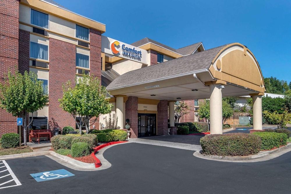 Comfort Inn & Suites Suwanee - Sugarloaf — hotel in Suwanee