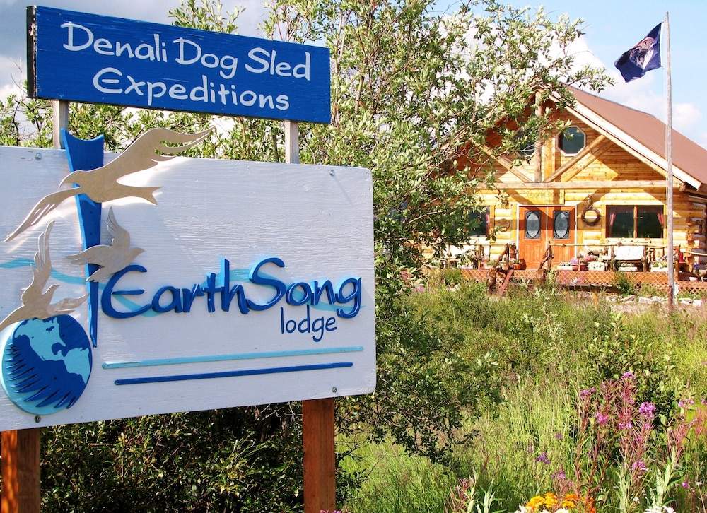 Earthsong Lodge