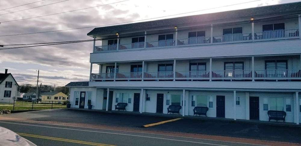 The Grandview Hotel