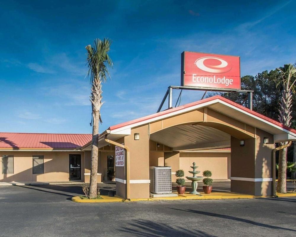 Econo Lodge Defuniak Springs I-10 — hotel in De Funiak Springs