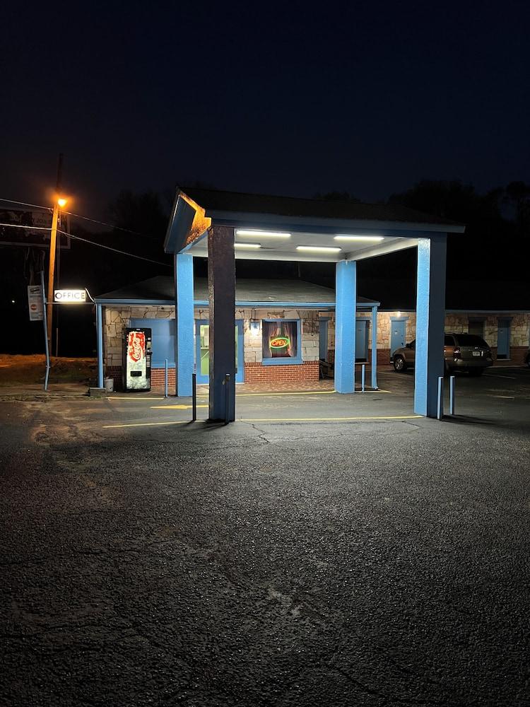 Hospitality Inn By Belvilla Selma US 80 AL — hotel in Selma