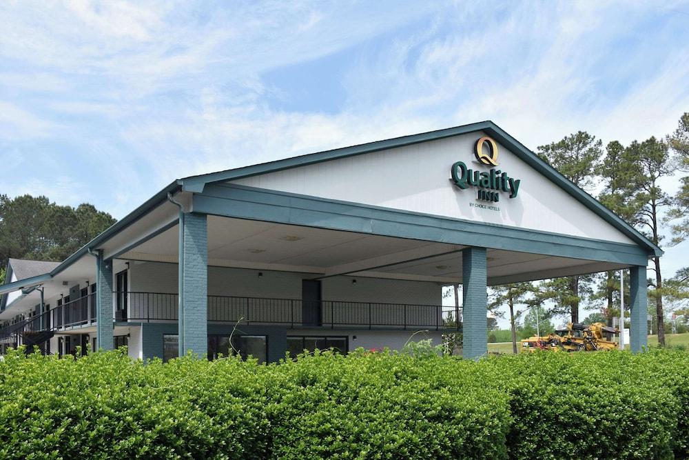 Quality Inn Manning I-95 — hotel in Manning