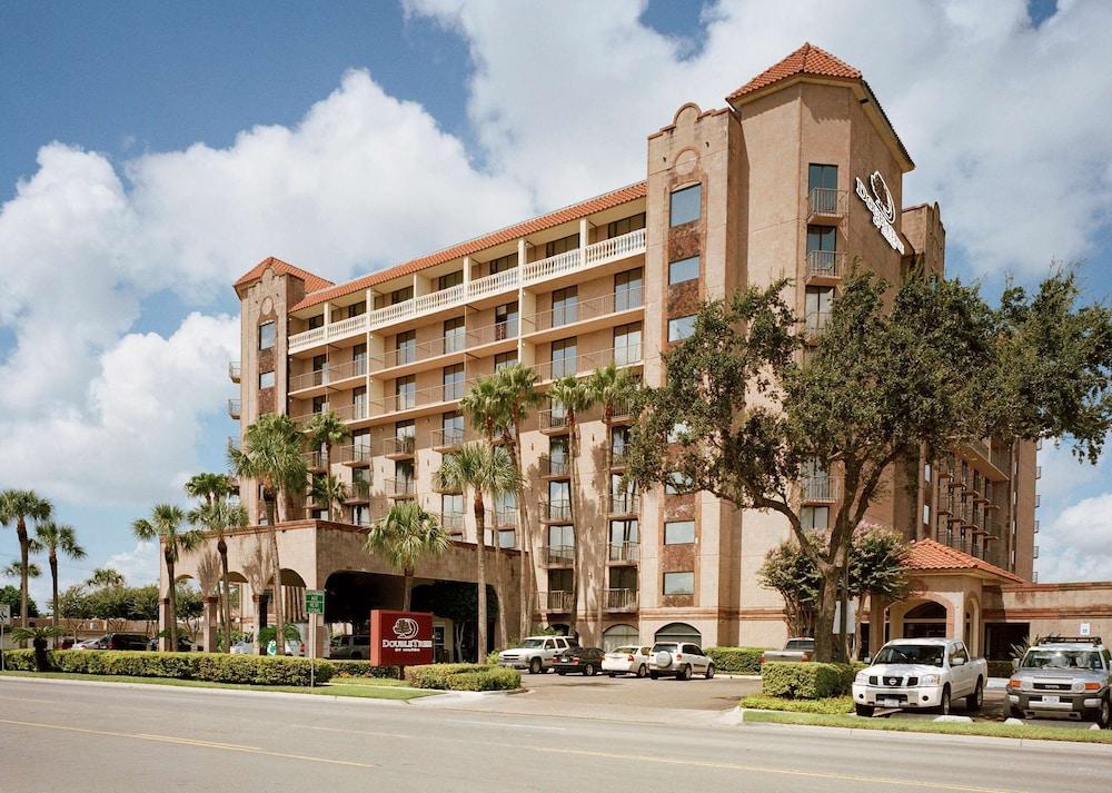 DoubleTree Suites by Hilton Hotel McAllen — hotel in McAllen