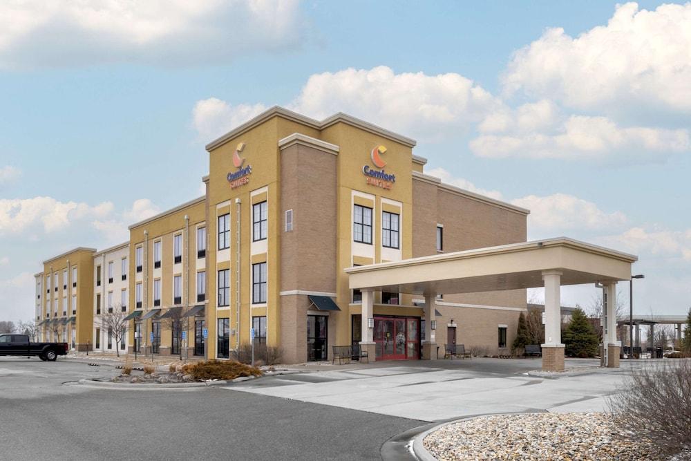 Comfort Suites and Conference Center — hotel in Worthington