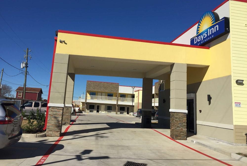 Days Inn by Wyndham Freeport — hotel in Freeport
