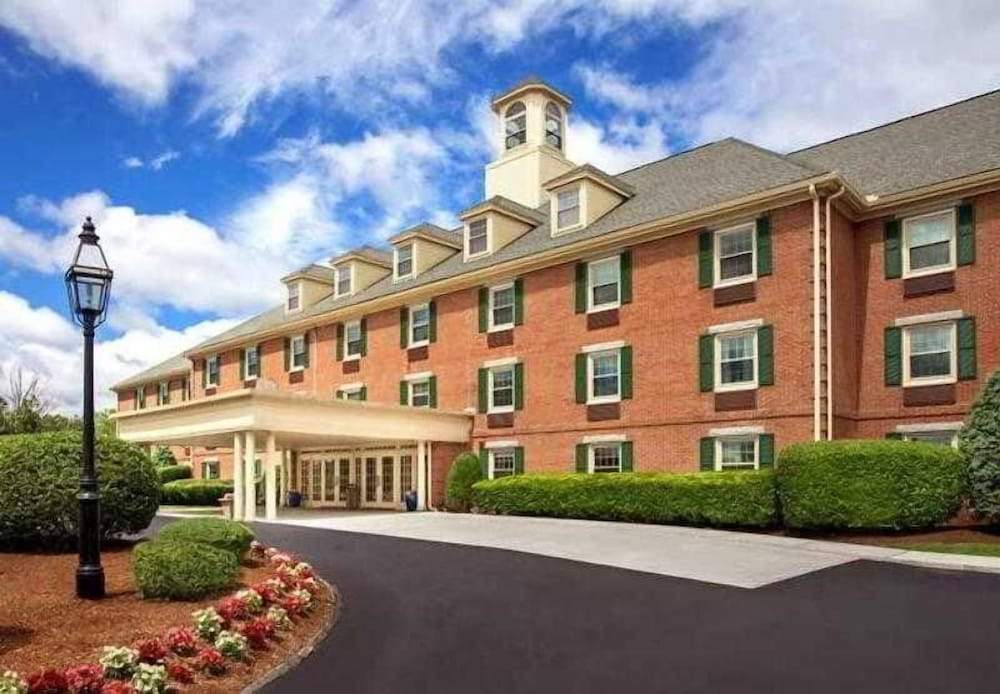 Woburn Inn