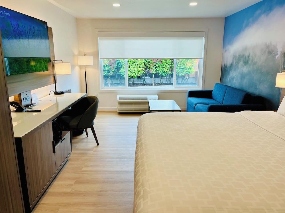 Clarion Pointe Mount Vernon - Burlington — hotel in Mount Vernon
