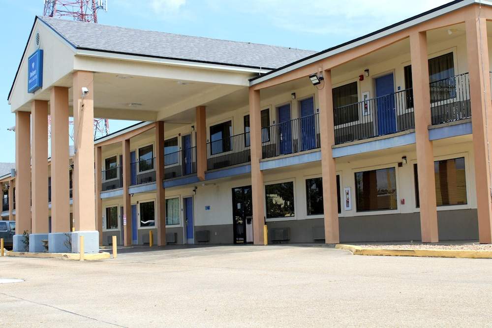 Deluxe Inn & Suites Morgan City