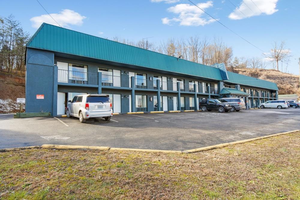 OYO Hotel Mt. Vernon KY - Renfro valley/I-75 — hotel in Mount Vernon