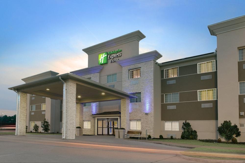 Holiday Inn Express Hotel & Suites Magnolia-Lake Columbia by IHG — hotel in Magnolia