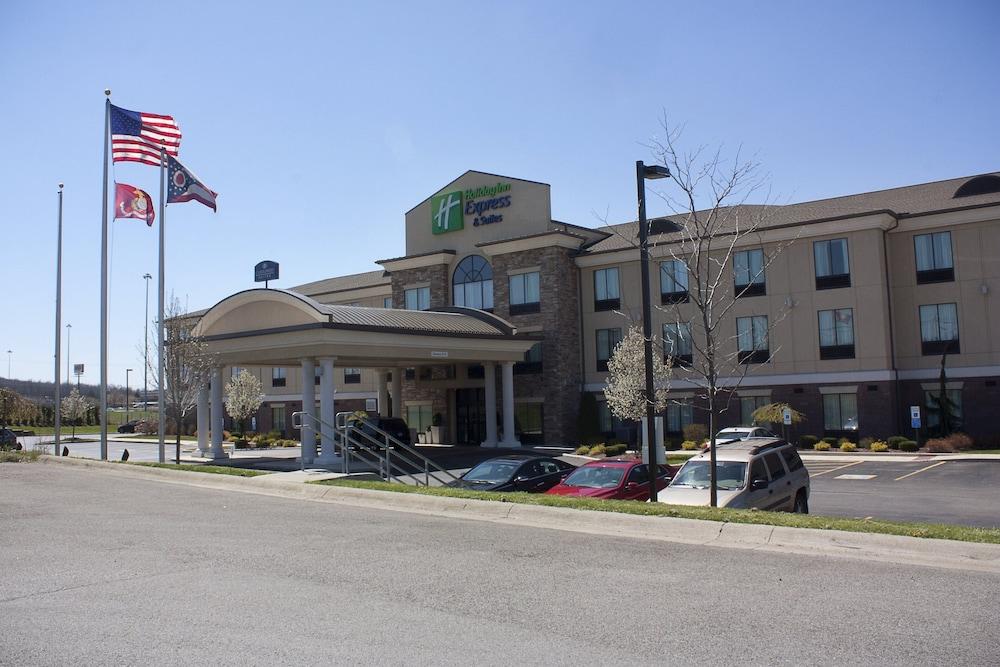 Holiday Inn Express & Suites Youngstown West - Austintown by IHG — hotel in Austintown