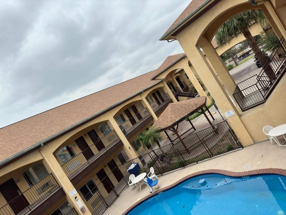Texas Inn and Suites RGV