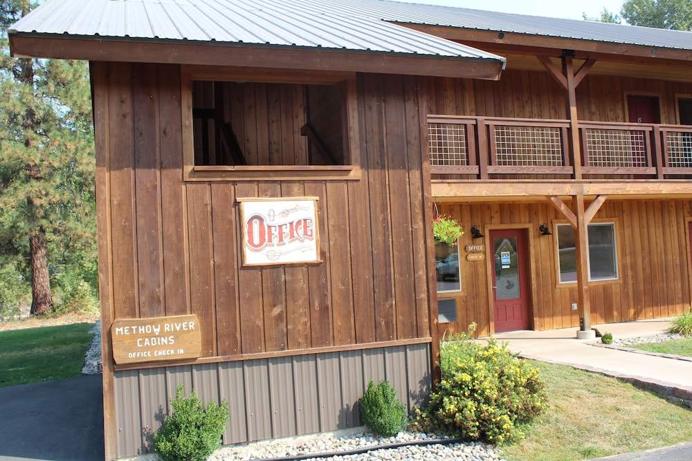 Methow River Lodge & Cabins