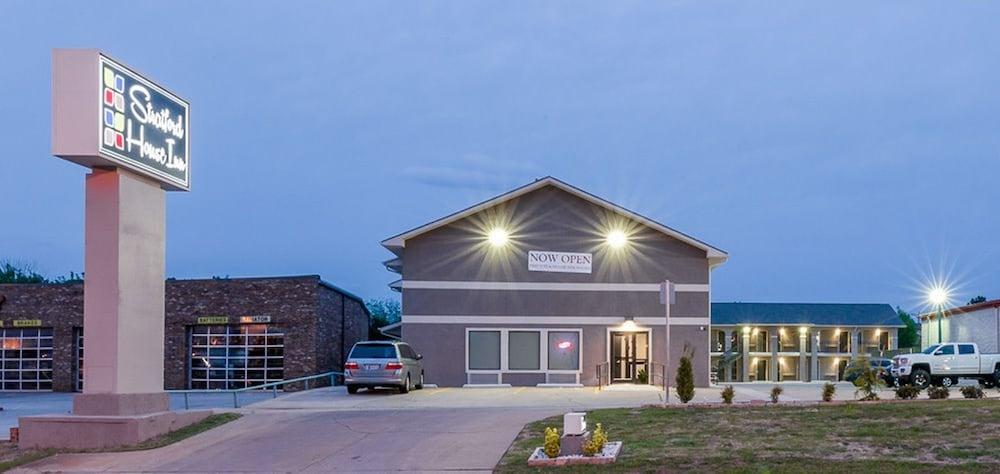 Stratford House Inns - Edmond — hotel in Edmond