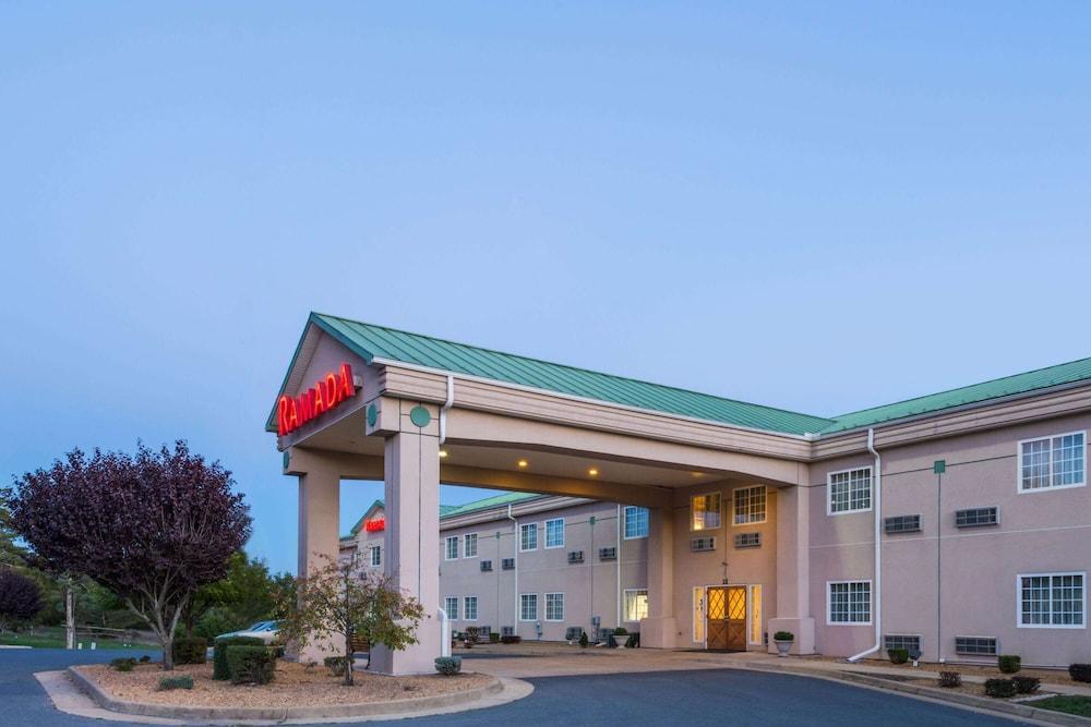 Ramada by Wyndham Strasburg/Shenandoah Valley — hotel in Strasburg