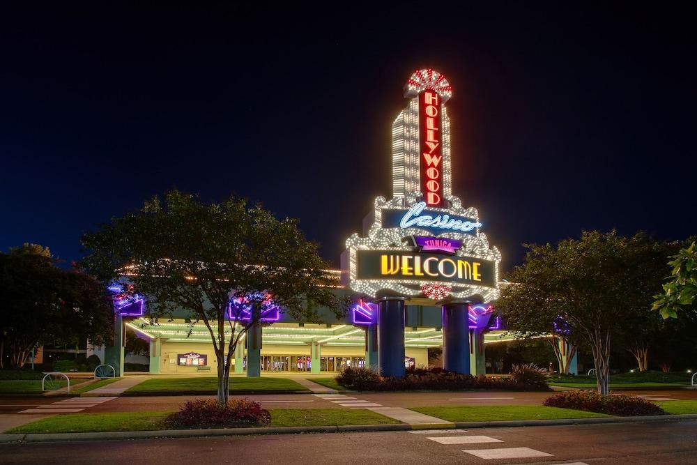 Hollywood Casino Tunica — hotel in Robinsonville