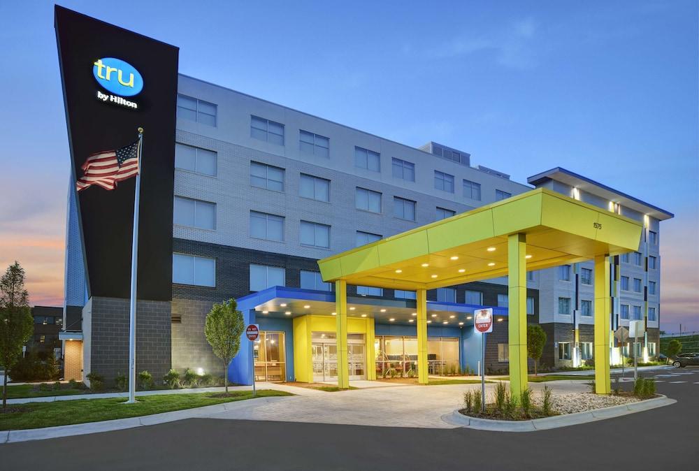 Tru by Hilton Troy Detroit — hotel in Troy