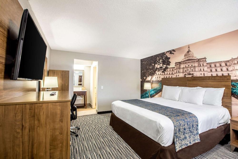 Clarion Pointe East Lansing University Area — hotel in East Lansing