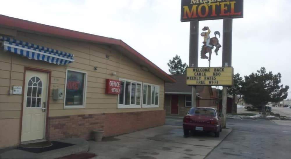 Mustang Motel