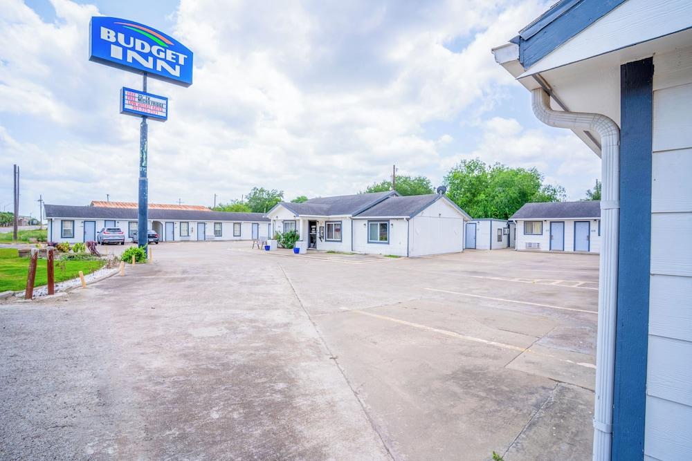 OYO Budget Inn Falfurrias Hwy 281 — hotel in Falfurrias
