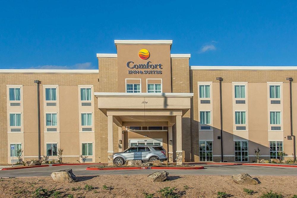Comfort Inn & Suites Snyder — hotel in Snyder