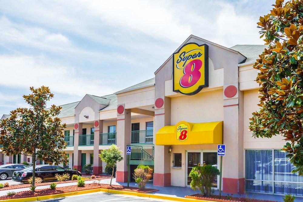 Super 8 by Wyndham Stafford — hotel in Stafford