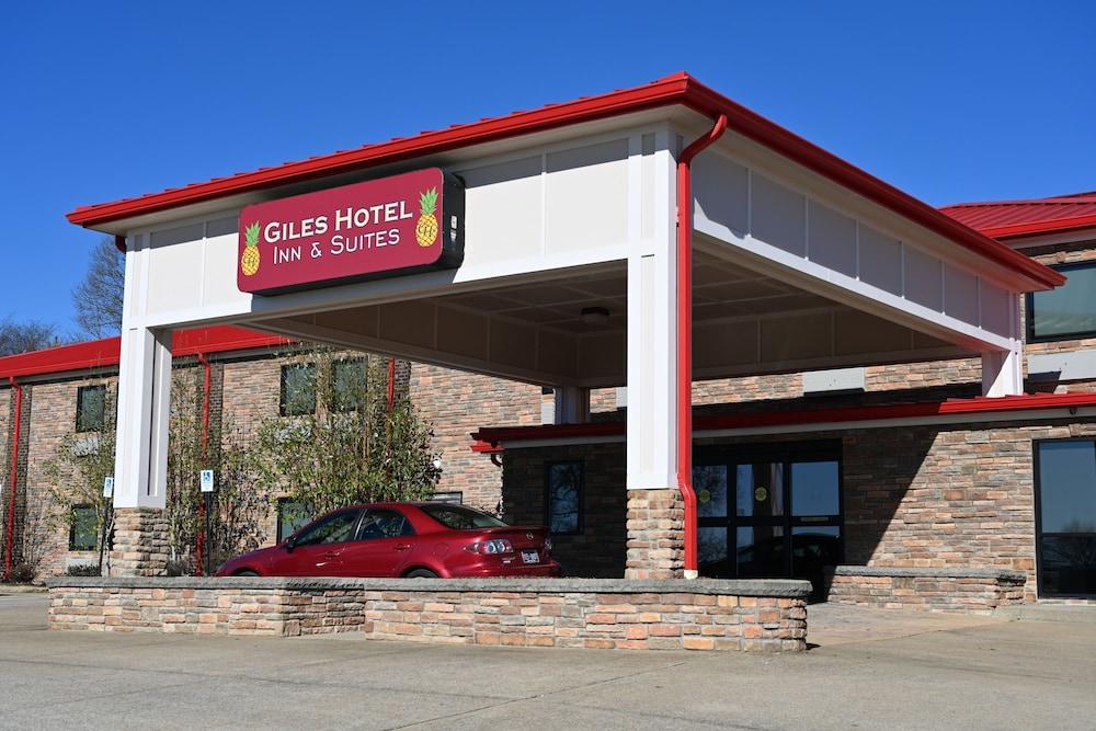 Giles Hotel Inn & Suites — hotel in Pulaski