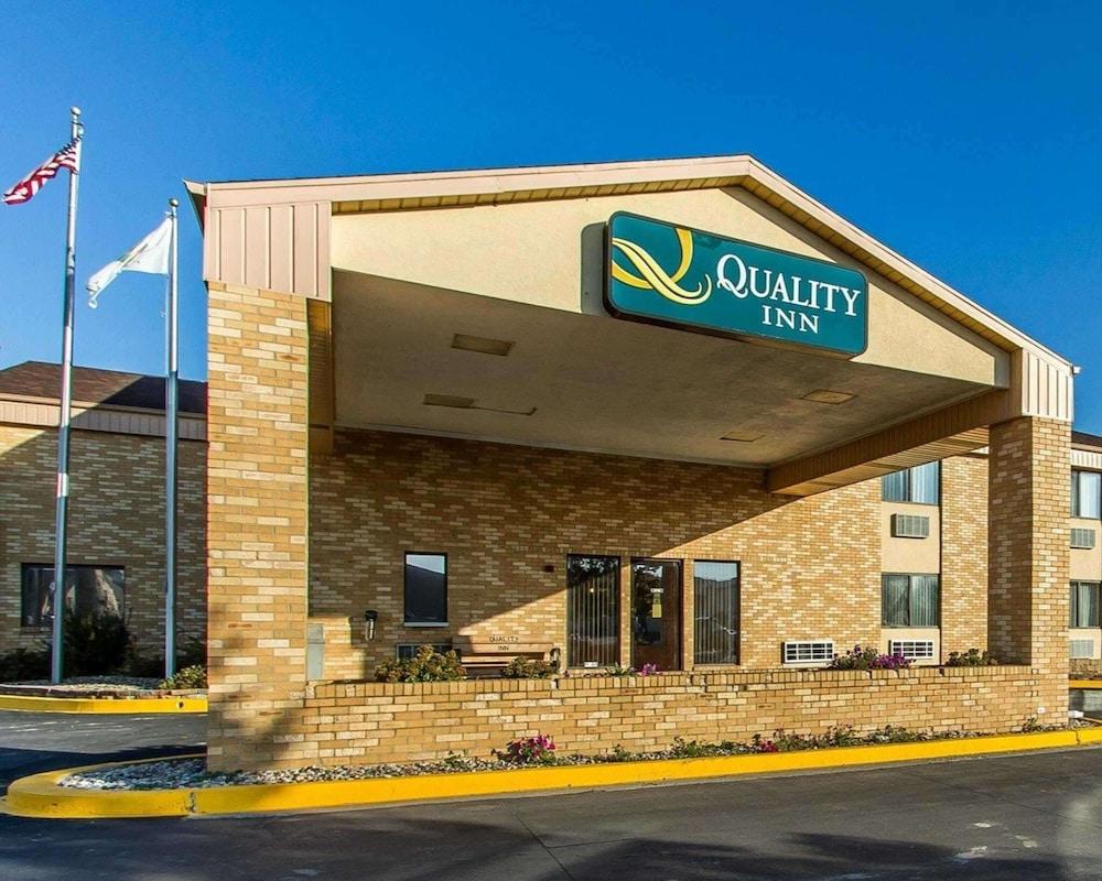 Quality Inn Burlington near Hwy 34 — hotel in Burlington