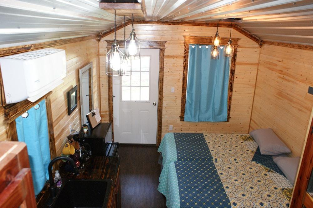 Tale Chasers Outdoor Guides — hotel in Many