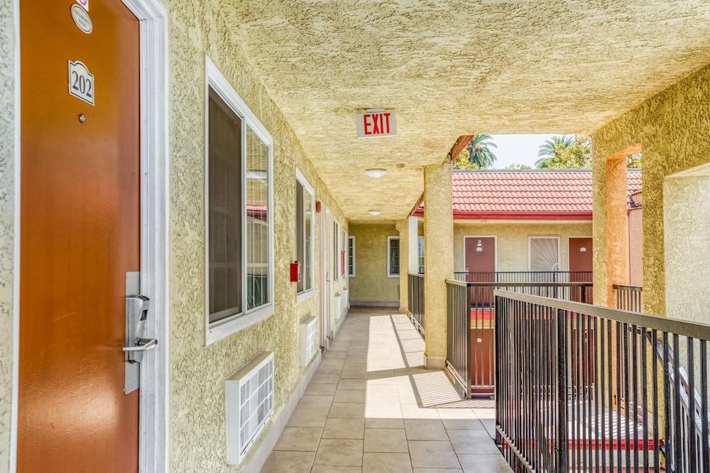 Passport Inn Whittier — hotel in Whittier