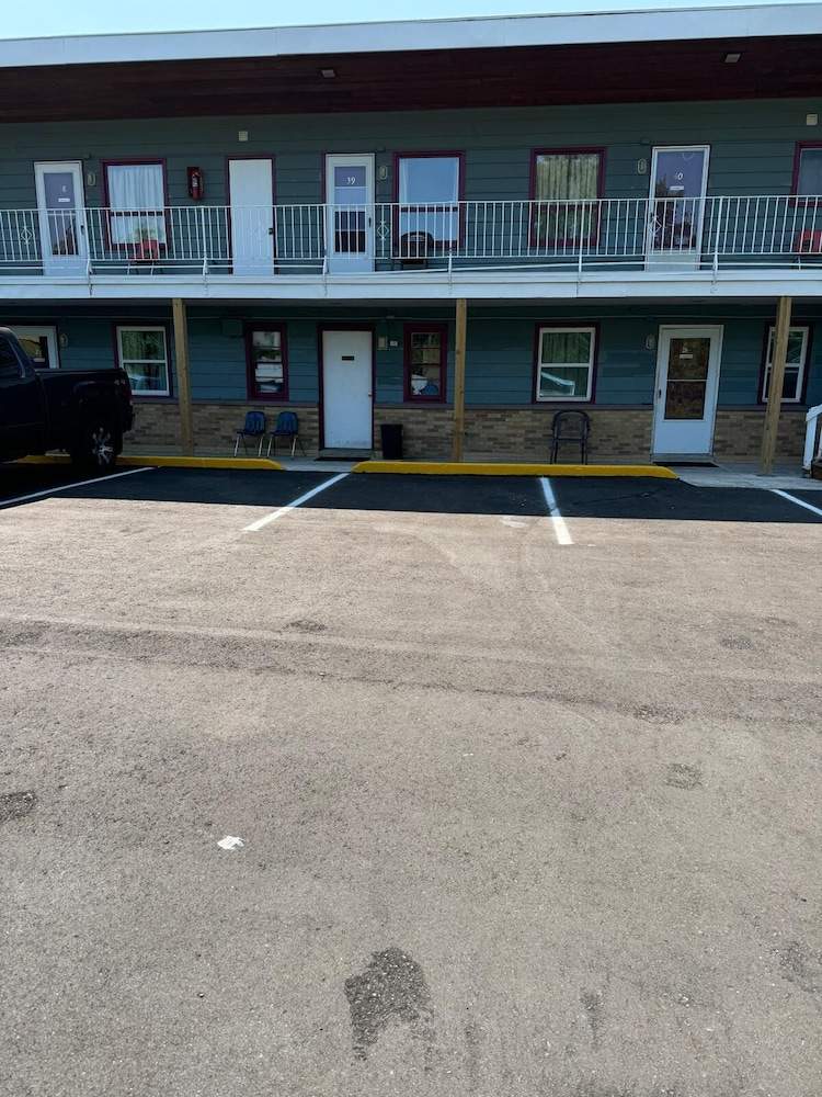 Economy Inn Cadillac MI by Hotel O