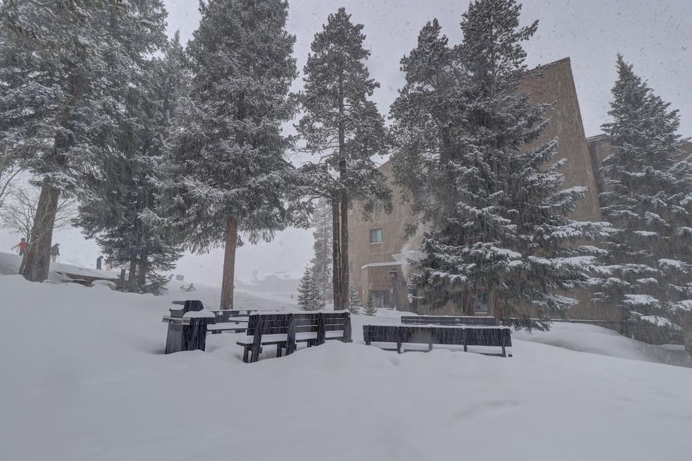 Cm247h Copper Mtn Inn 1 Bedroom Hotel Room — hotel in Copper Mountain