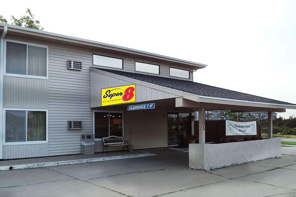 Super 8 by Wyndham Grand Island South