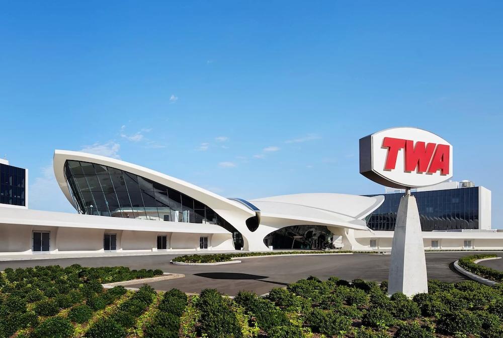 TWA Hotel at JFK Airport — hotel in Jamaica