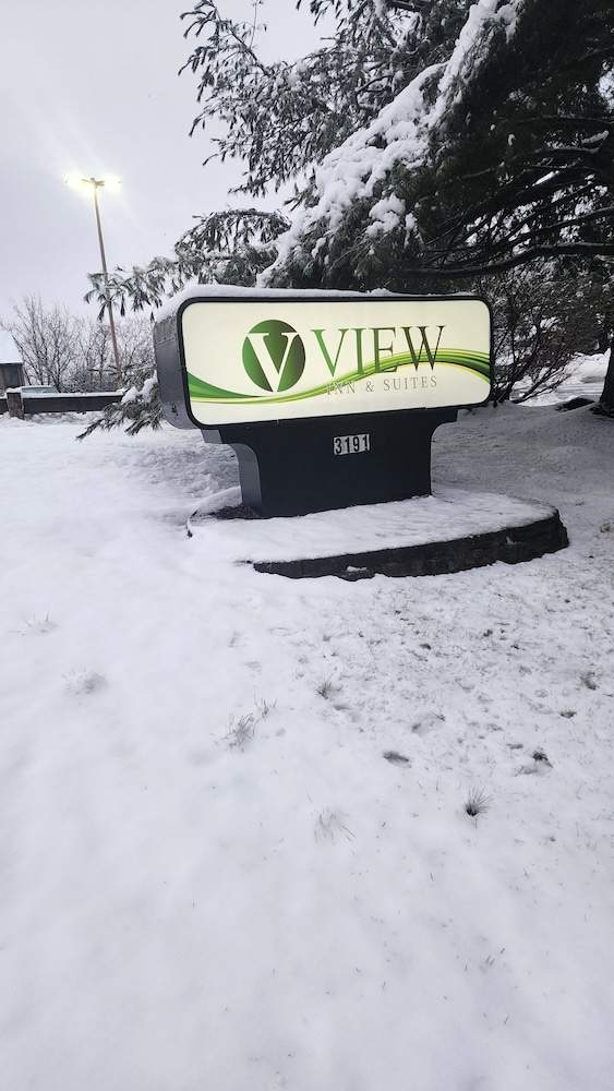 The View Inn & Suites