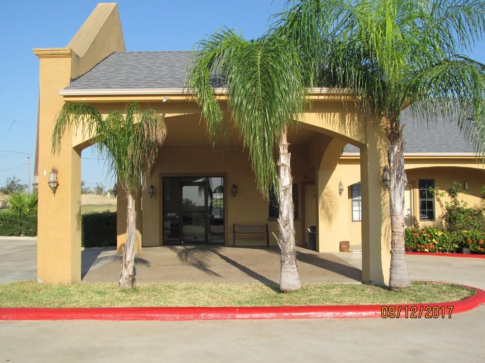 Sunbridge Inn & Suites — hotel in Zapata