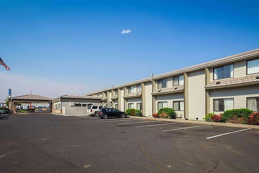 Baymont by Wyndham Moses Lake — hotel in Moses Lake