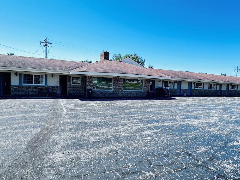 Budget Host Inn Manistique — hotel in Manistique