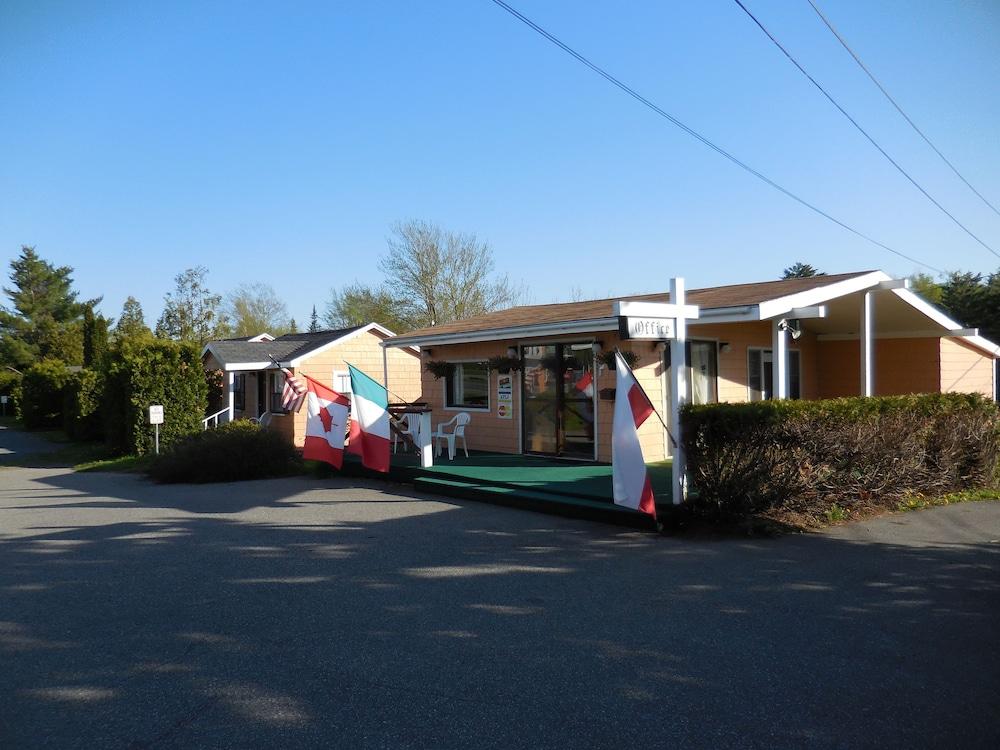 Acadia Gateway Motel — hotel in Trenton
