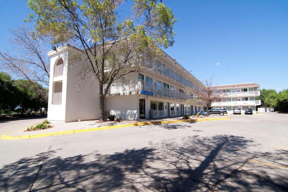 Motel 6 Roseville, MN - Minneapolis North — hotel in Roseville