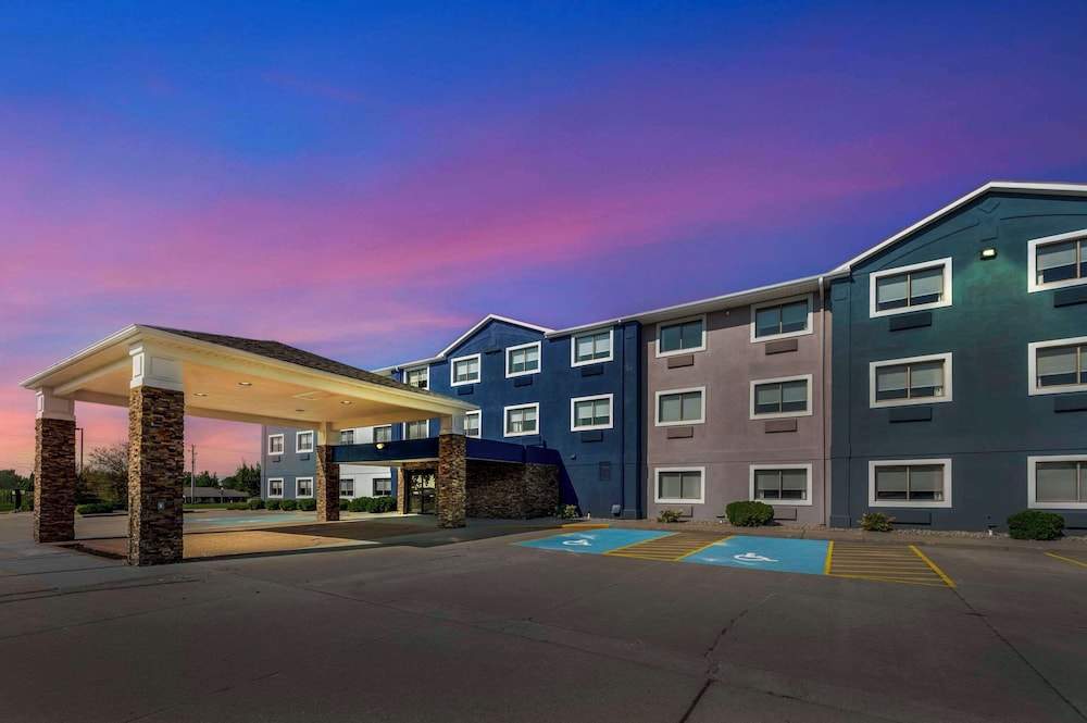 Comfort Inn Kendallville East