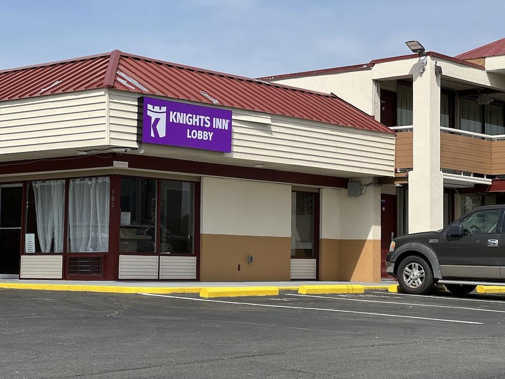 Knights Inn Ashland — hotel in Ashland