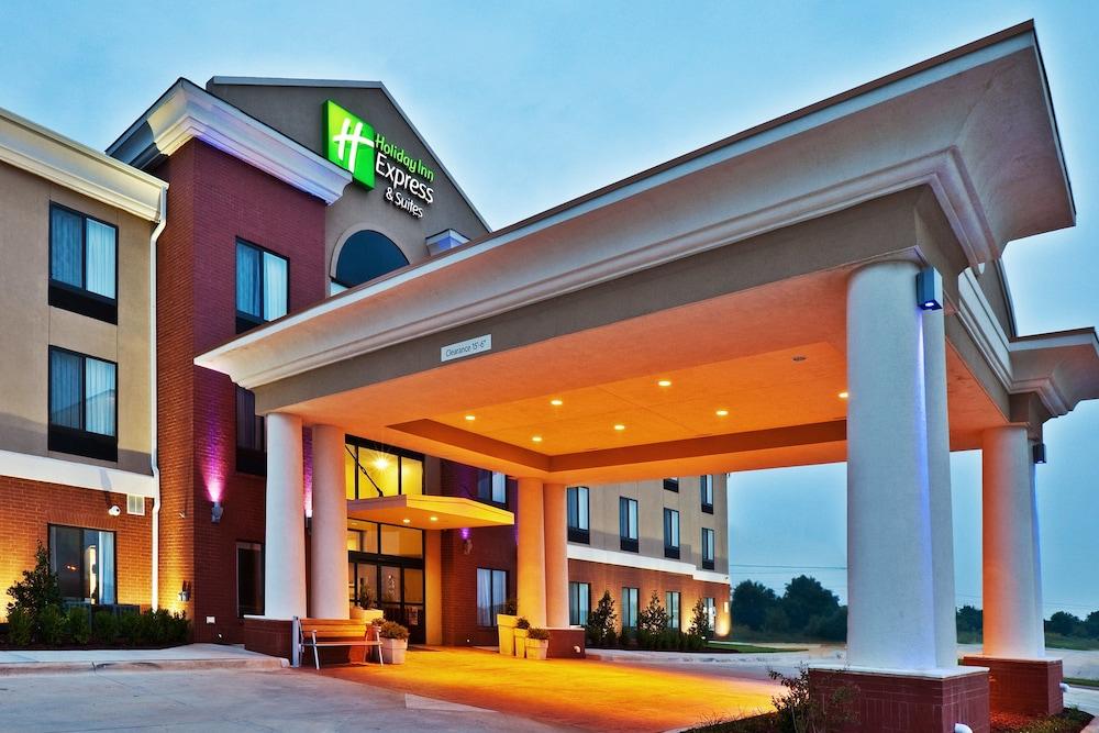 Holiday Inn Express & Suites Perry by IHG — hotel in Perry