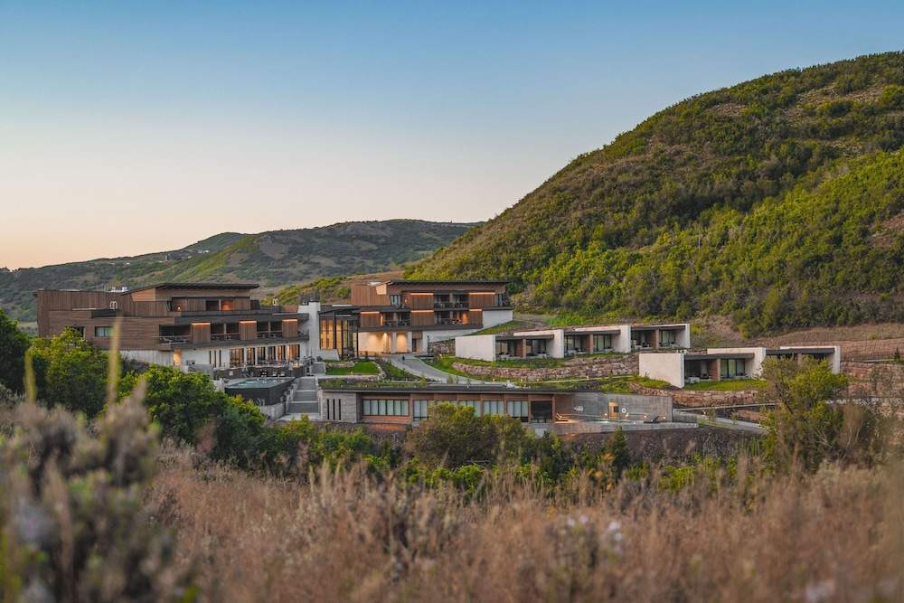 The Lodge at Blue Sky, Auberge Collection